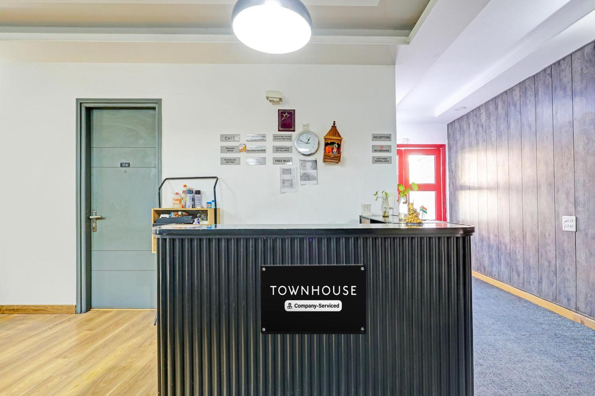 Hotel Townhouse Sector 49 Sohna Road Gurgaon Zewnętrze zdjęcie